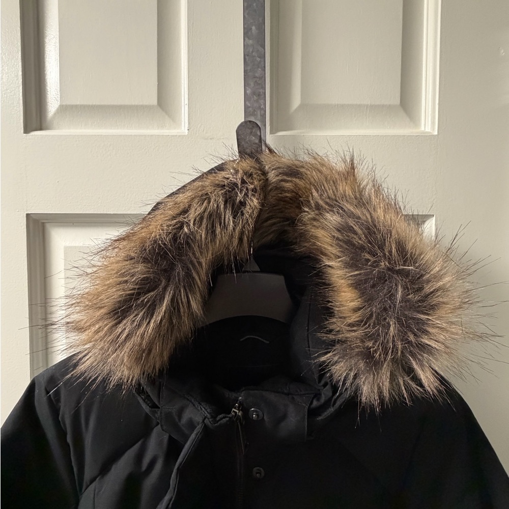 Marmot Women's Black Puffer Coat with Faux Fur Trim - Ladies Medium - Picture 7 of 10